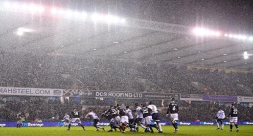 الاتحاد الإنجليزي يتخذ إجراءً ضد ميلوول بسبب هتافات العنصرية في مباراة إيفرتون